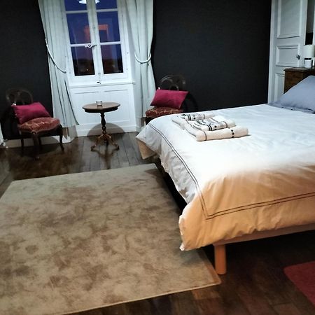 Chateau Le Puybelliard Bed and Breakfast Chantonnay Exterior foto